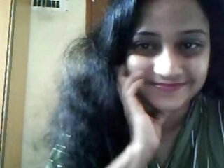 Desi supper gorgeous aunty on webcam