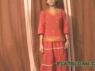 Mumbai Woman Unclothing And Pissing