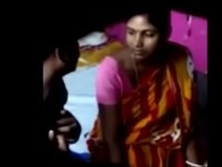 Pakistani Aunty in Gigantic Gand gets