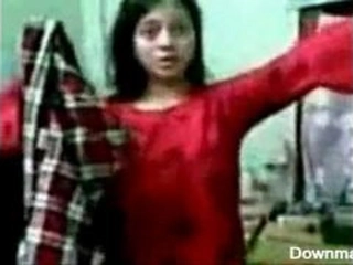 Ket Irlin's  housewife has scorching