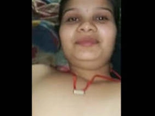 Indian freshly married bride preps for