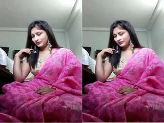 Desi gal with supah sizzling gawp