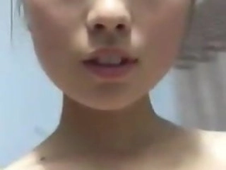 Asian lady bares it all in explicit