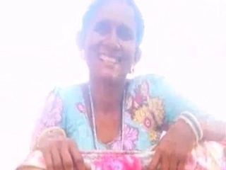 Kamapisachi's killer vid of a Desi gal