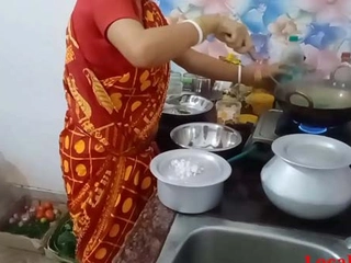 Bihari couple's kitchen sex vid